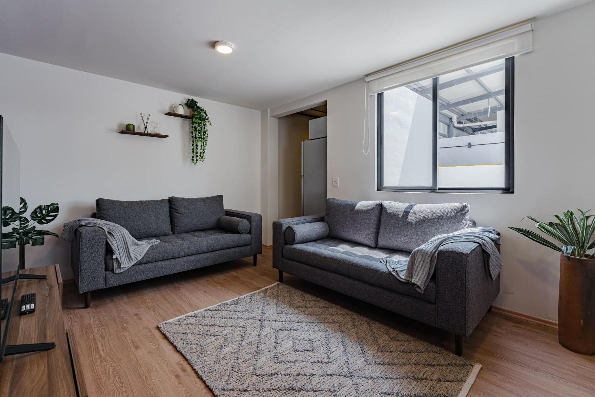 Mariano Escobedo Apartments By Vh Мехико Экстерьер фото